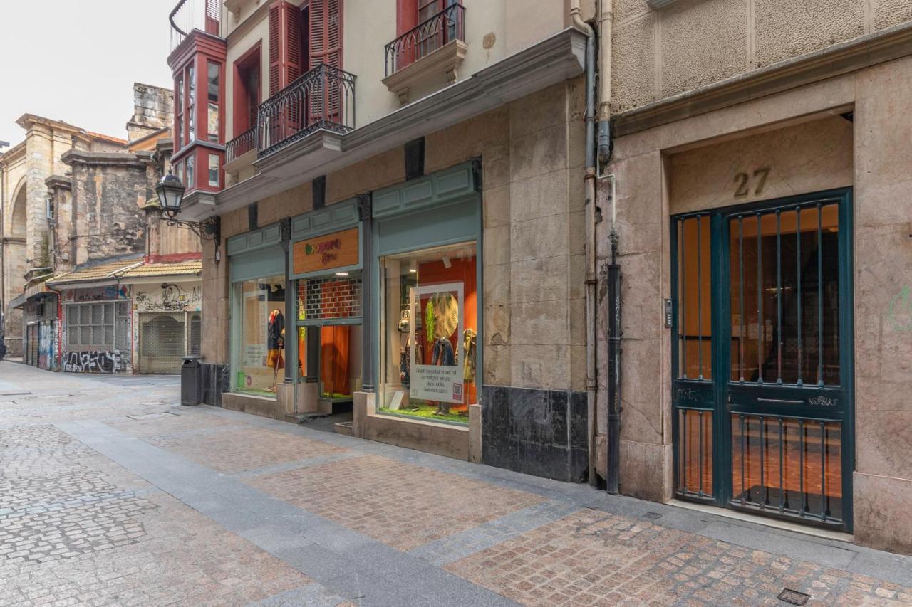 Centro Del Casco Viejo Junto A La Catedral Apartment Bilbao Ngoại thất bức ảnh
