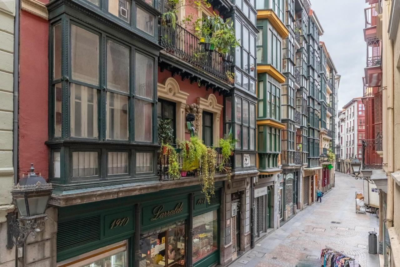 Centro Del Casco Viejo Junto A La Catedral Apartment Bilbao Ngoại thất bức ảnh